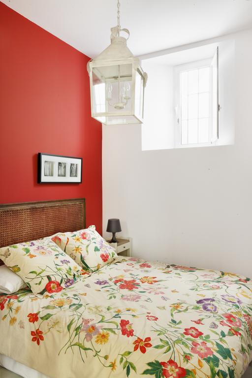 Apartamentos Mariscal Sevilla Exterior foto